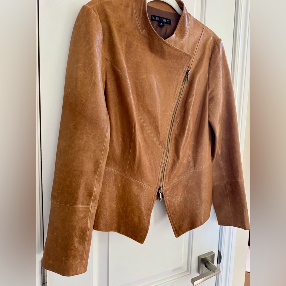 Lafayette 148 New York Tan Leather Jacket with Diagonal front zip Tan Sz 8 - Picture 5 of 8